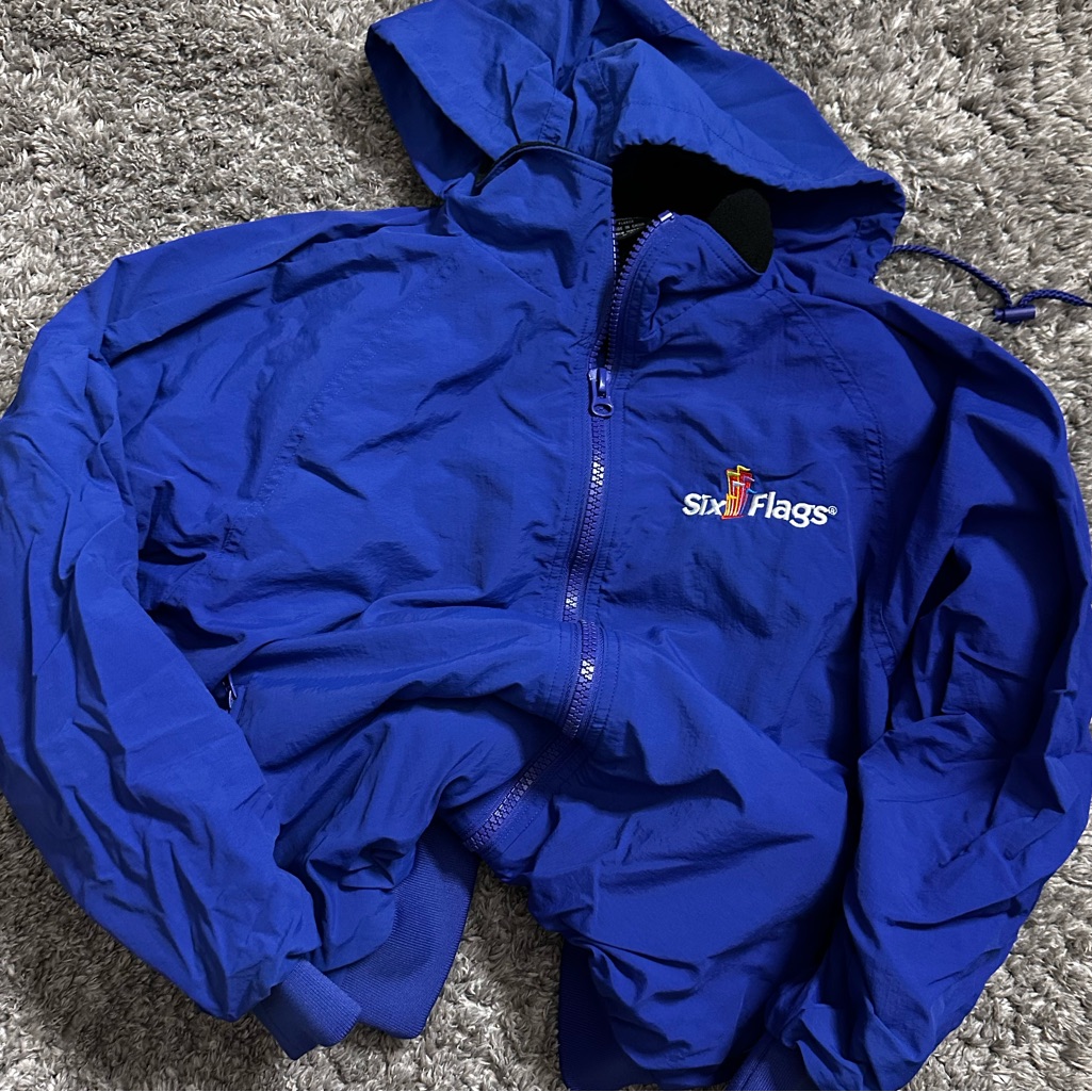 2000s Six Flags Jacket